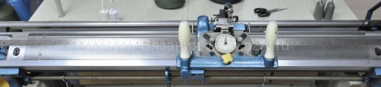 Промышленная двухфонтурная вязальная машина Silver Reed XILIFA, 12 класс